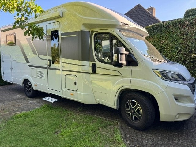 Caravans And Camping TE