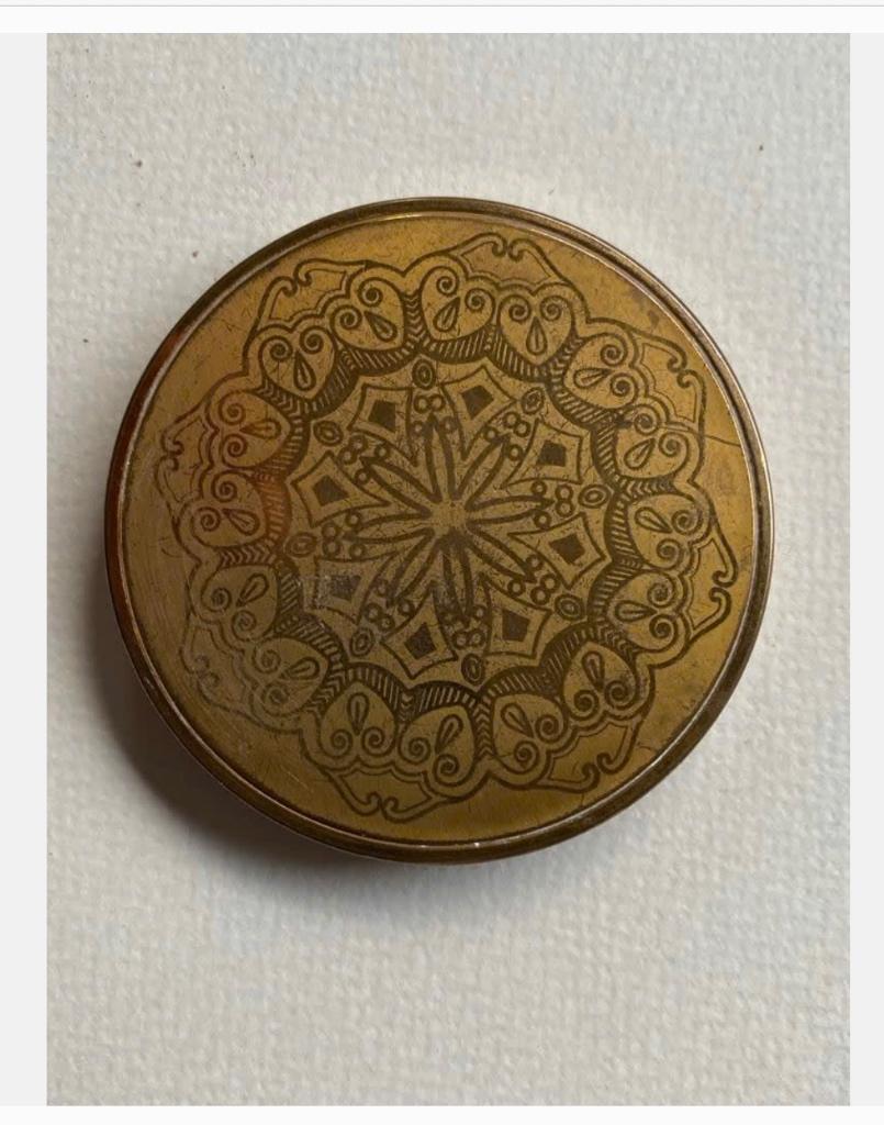 Vintage jaren ‘60 poederdoos 7,5 cm, Gebruikt, Gehele gezicht, Ophalen of Verzenden, X