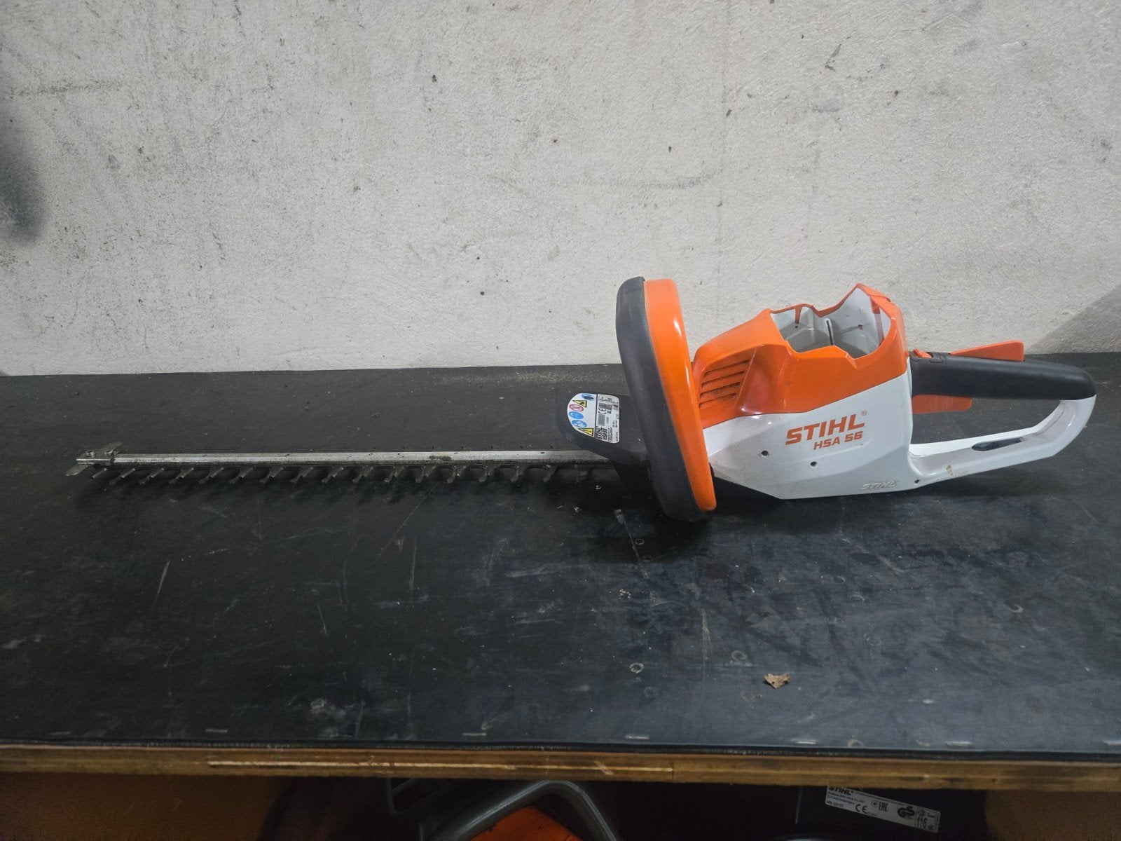 Nette Stihl HSA 56 accu heggenschaar | AK systeem | bj. 2020, Info@stihl.nl, Gebruikt, Stihl HSA 56 accu heggenschaar, Accu