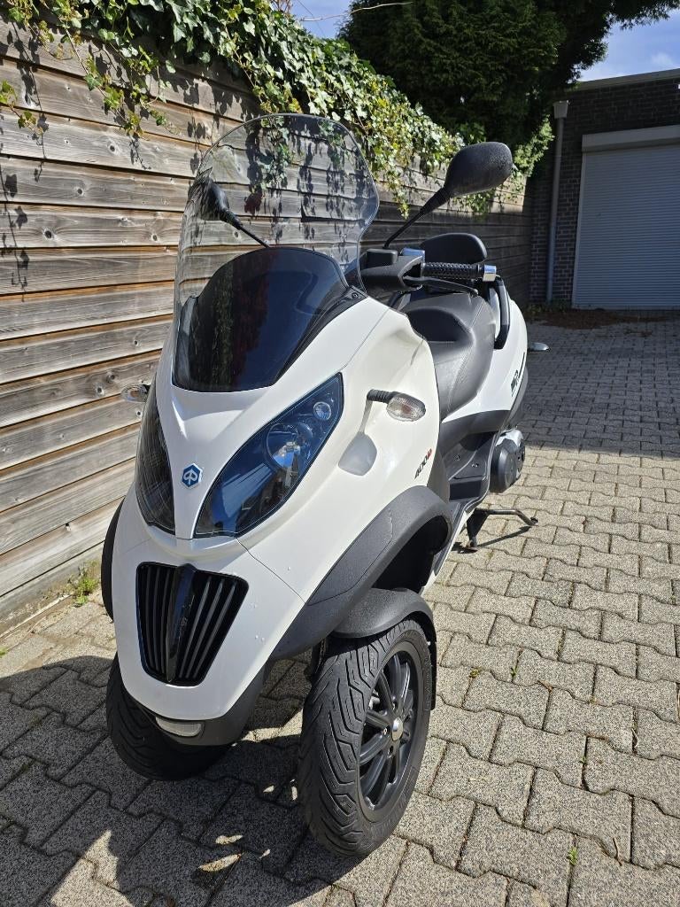 Piaggio MP3 400 LT | EXTREEM lage km (8.230) | Rijbewijs B, Motoren, Motoren | Piaggio, 400 cc, Scooter, Gebruikt, Particulier