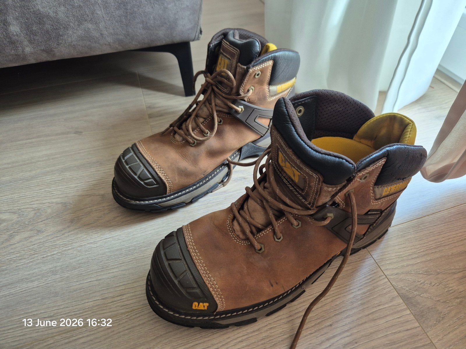 Caterpilla Safety Shoes, composite toe waterproof- Size 45, Ophalen of Verzenden