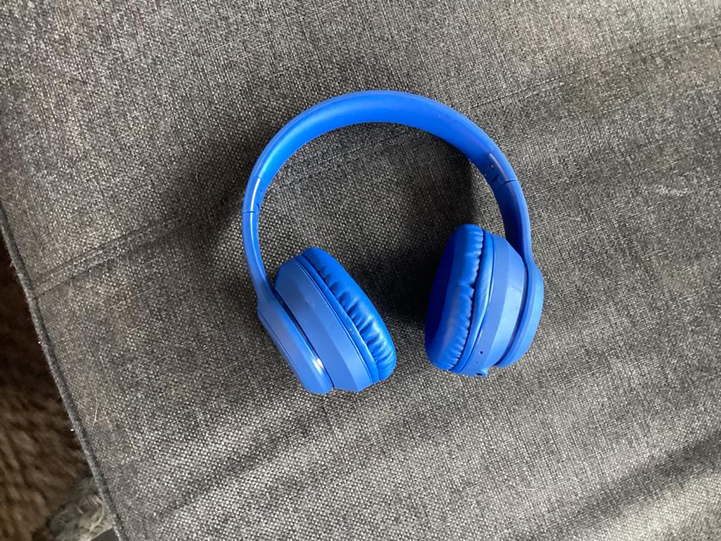 Blauwe Bluetooth koptelefoon, Ophalen, Gebruikt, Overige merken, Bluetooth