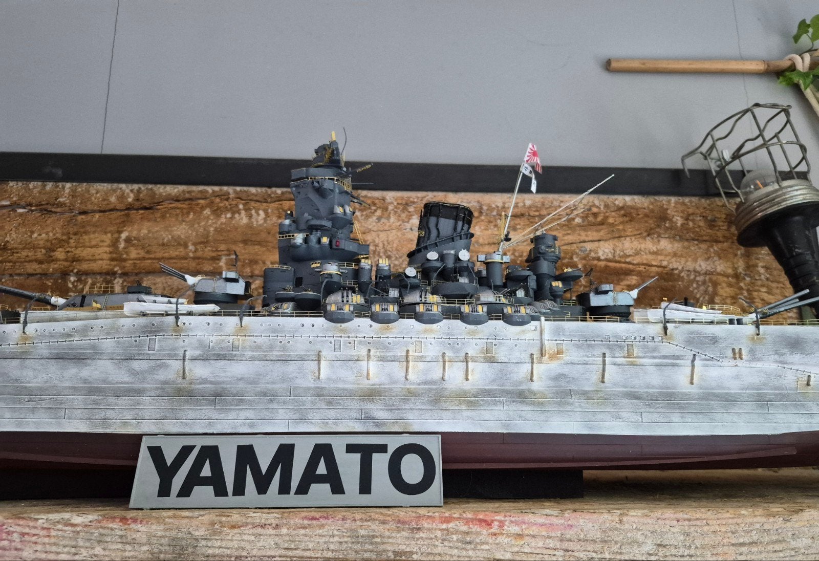 Modelbouw Yamato schip 1:200 met Glow 2B kit, Ophalen, Gebruikt, 1:200 of kleiner, Overige merken