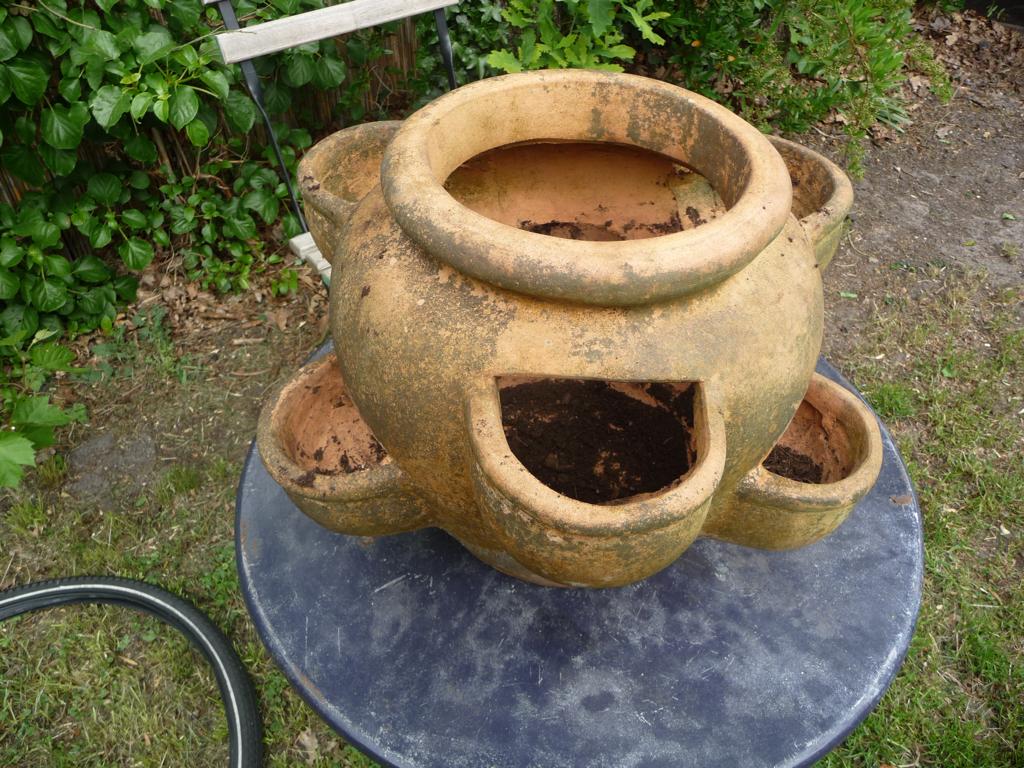 terracotta aardbeien pot/aardbei bak/aardbeien, Tuin en Terras, Bloembakken en Plantenbakken, Steen, Gebruikt, Minder dan 60 cm