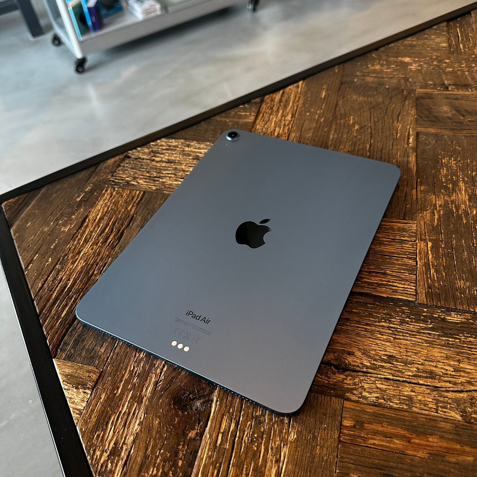 Apple iPad Air (2022) 64GB Wifi - Als Nieuw - incl Garantie, Computers en Software, Apple, Blauw, Apple iPad Air, 11 inch