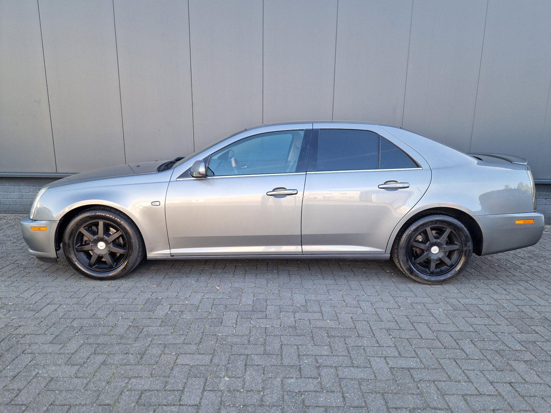 Cadillac STS 3.6 V6 Launch Edition Origineel Nederlands!, Auto's, Cadillac, Automaat, Achterwielaandrijving, Zwart, STS