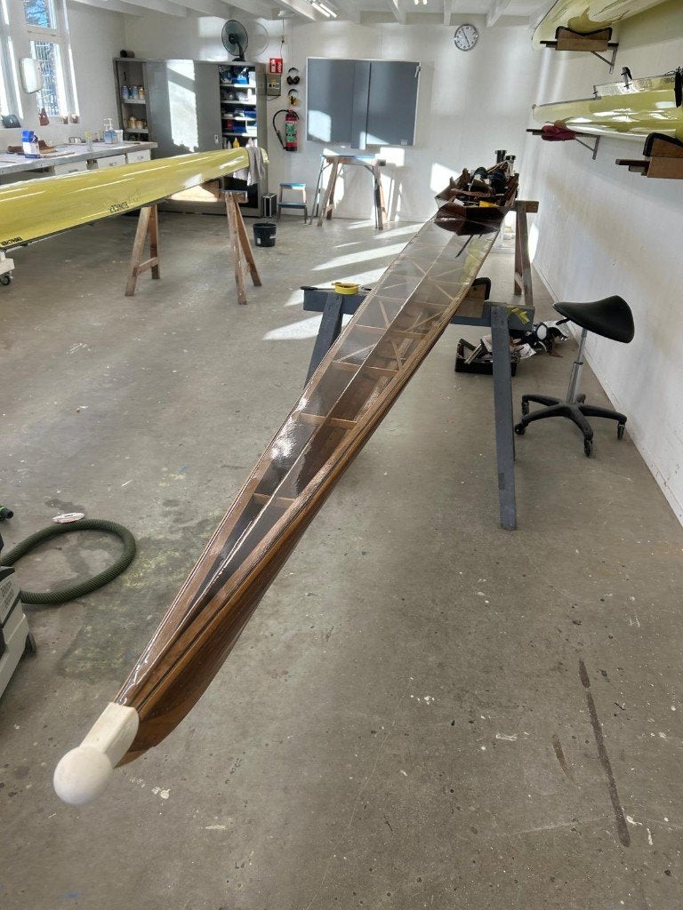 Mahoniehouten overnaadse skiff, Ophalen, Gebruikt, 1 m, 0 cm