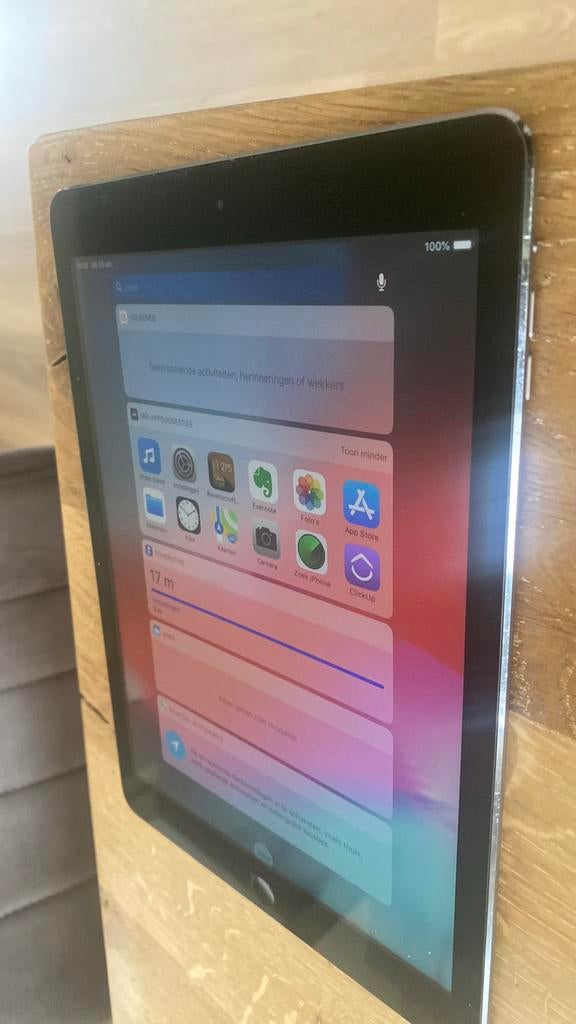 iPad Air 16GB - Goede staat met hoes, Computers en Software, 10 inch, Gebruikt, Zwart, Apple iPad Air