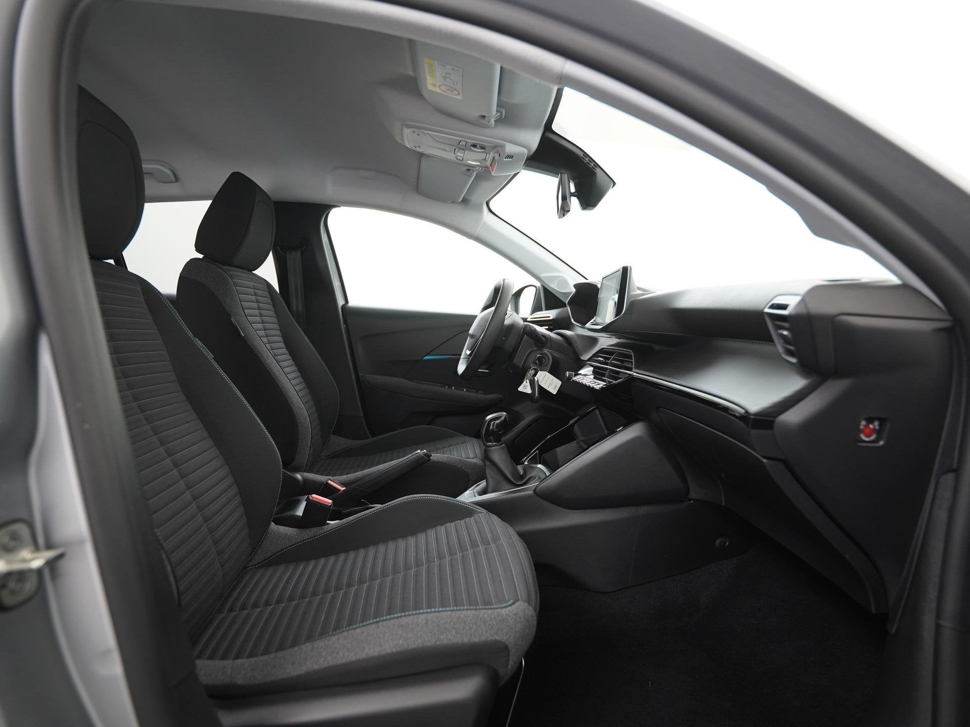 Peugeot 208 1.2 PureTech Style | Carplay | Zondag Open!, Voorwielaandrijving, Stof, Gebruikt, Euro 6