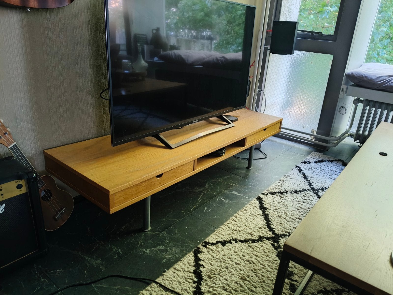 Simpel houten tv meubel, Ophalen, 25 tot 50 cm, Minder dan 100 cm