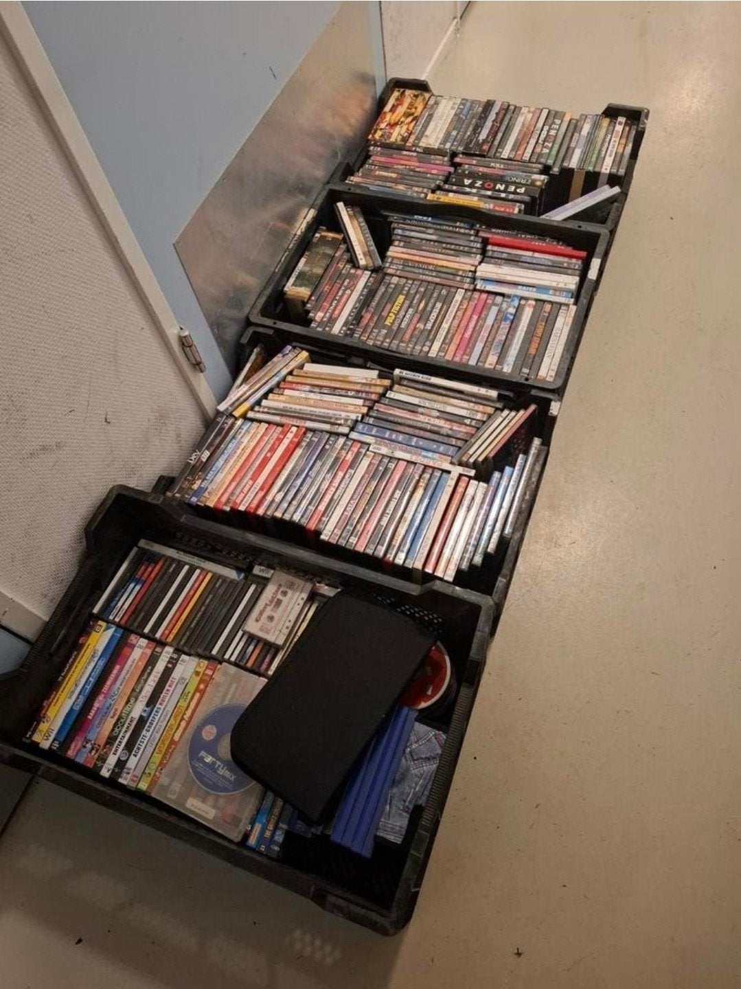 Grote partij dvd's, cd's en pc games, Ophalen, Gebruikt, Overige typen