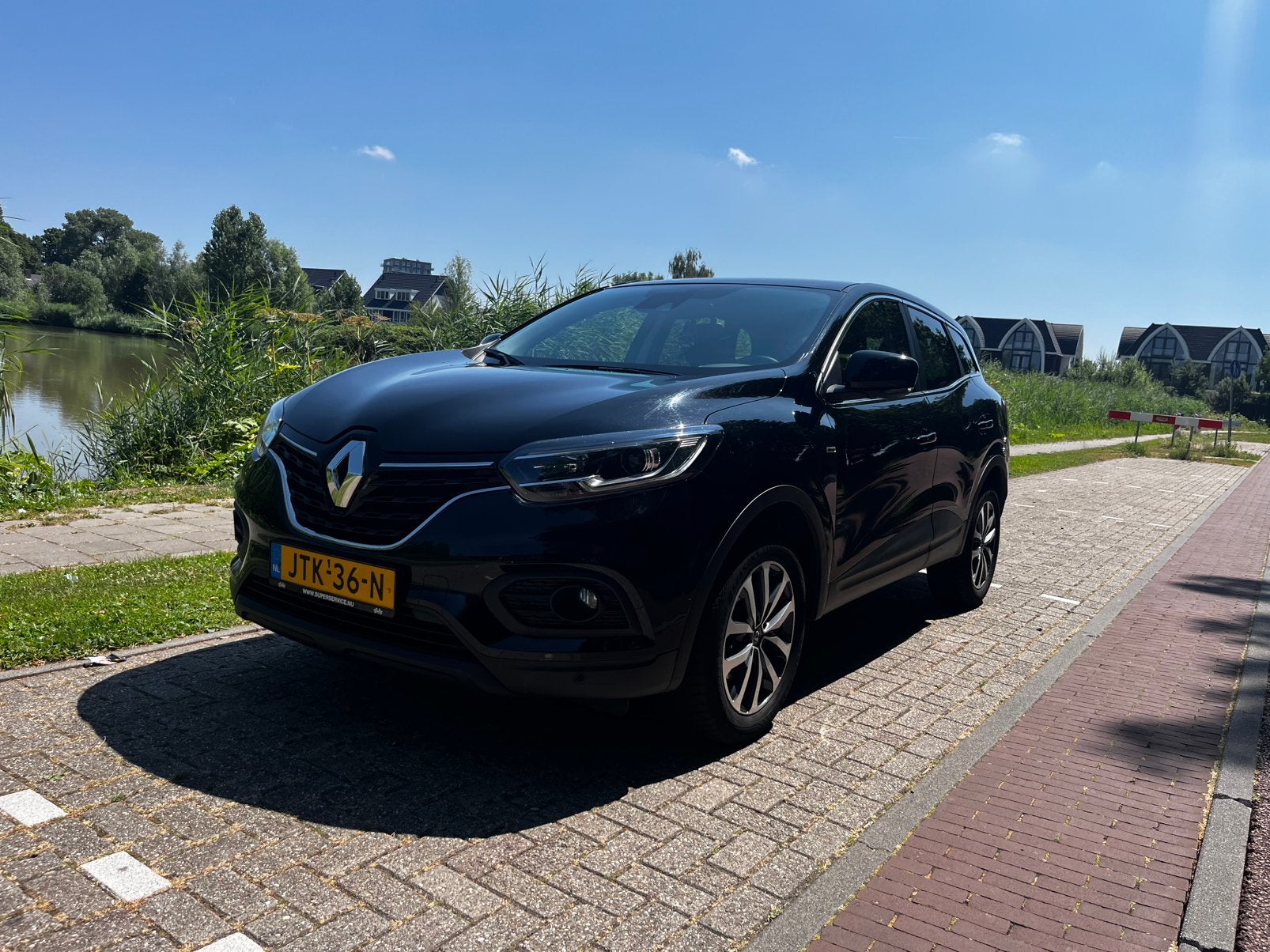 Renault Kadjar 1.3 TCe Black Edition Automaat(7-tr) Dealeron, Auto's, Renault, Particulier, Kadjar, 360° camera, ABS, Achteruitrijcamera
