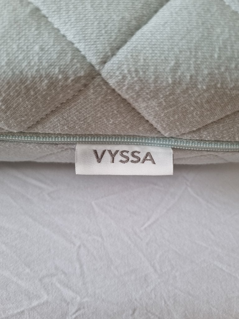 kinder matras Ikea Vyssa 60X120 incl. 2 hoeslakens, 1 molton, Kinderen en Baby's, Kinderkamer | Bedden, Ophalen, Zo goed als nieuw