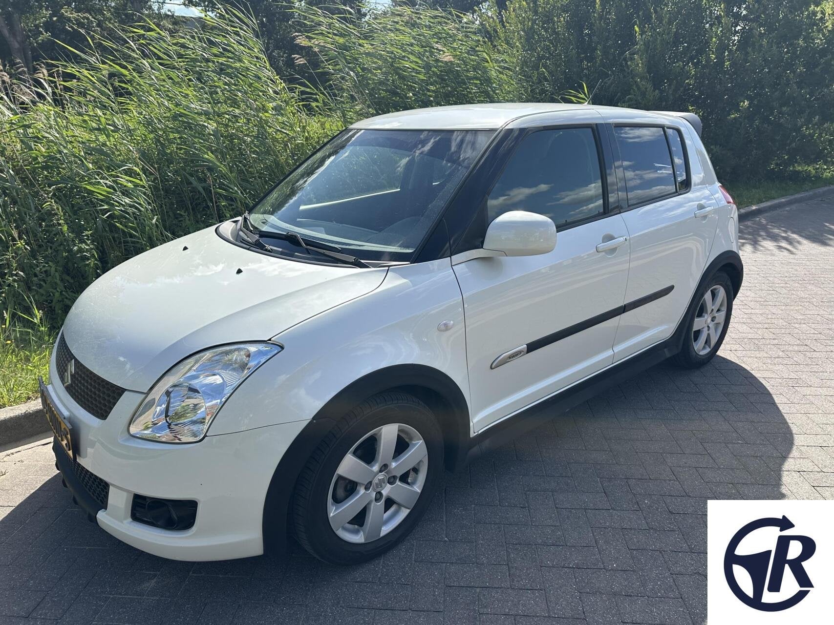 Suzuki Swift 1.3 Shogun Parelmoer Apple CarPlay 67DKM NAP!, Voorwielaandrijving, Huisgarantie, Met garantie (alle), 400 kg