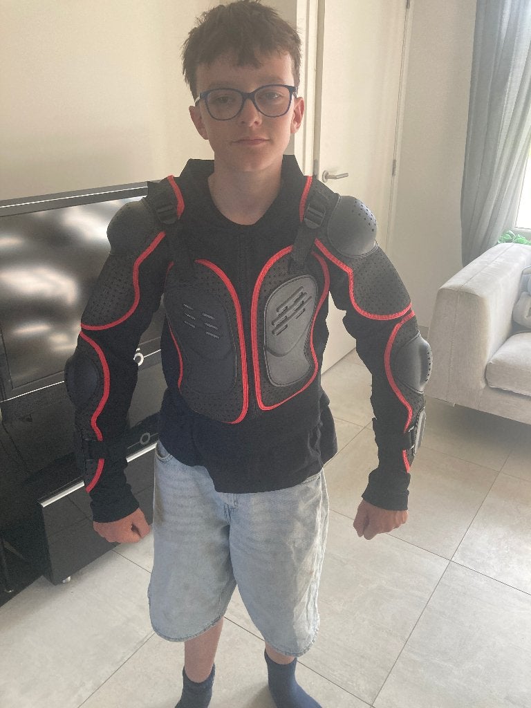 bodyprotector enduro motorcross mountainbike trial, Motoren, Ophalen of Verzenden, Tweedehands, Kinderen, Motorcrosskleding