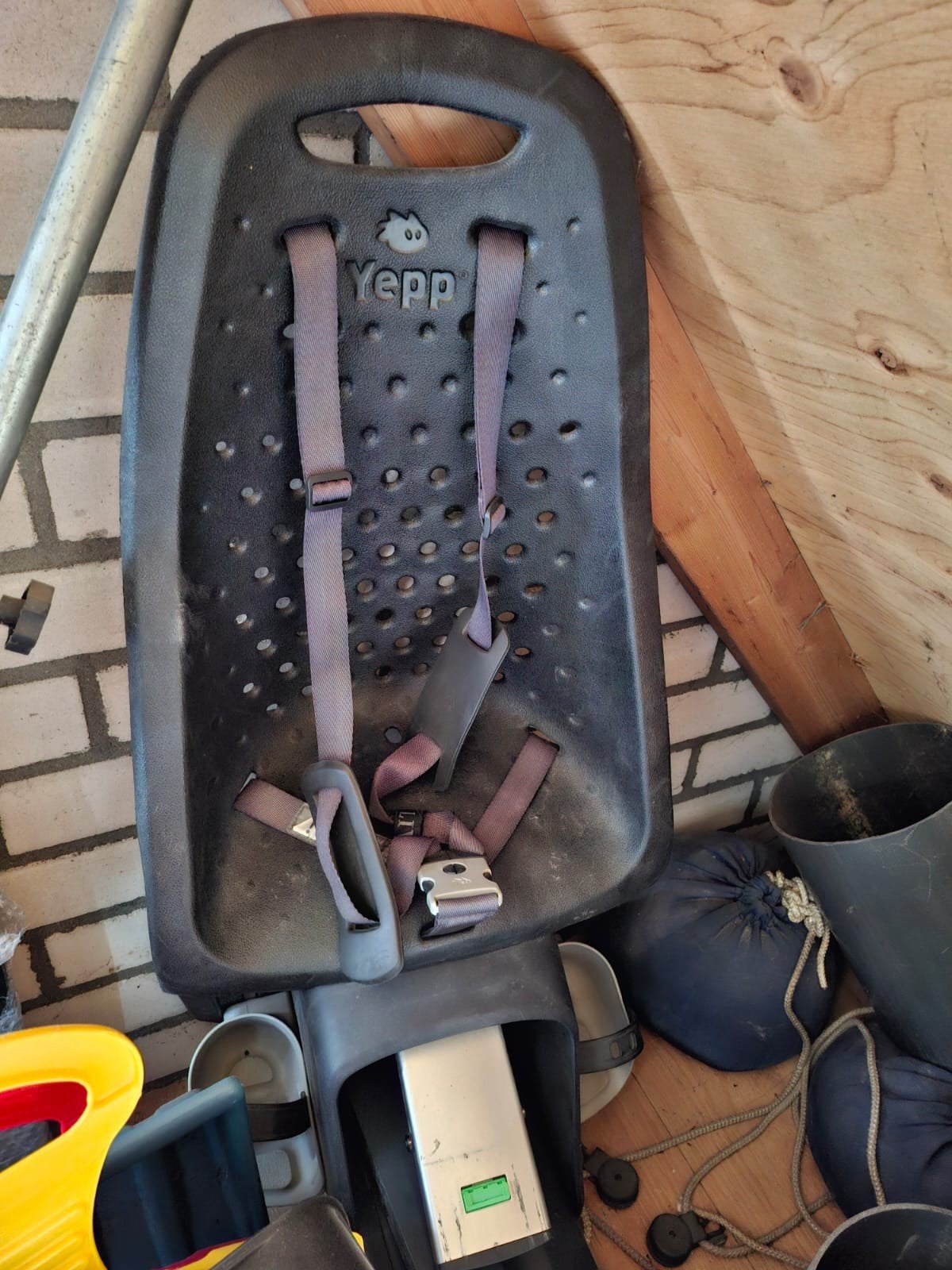 Yepp kinderzitje voor achterop fiets, Achterzitje, Yepp, Ophalen of Verzenden, Gebruikt