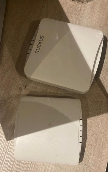 2x Ruckus R610 WiFi Access Point – Dual Band – PoE, Computers en Software, Ophalen, Zo goed als nieuw