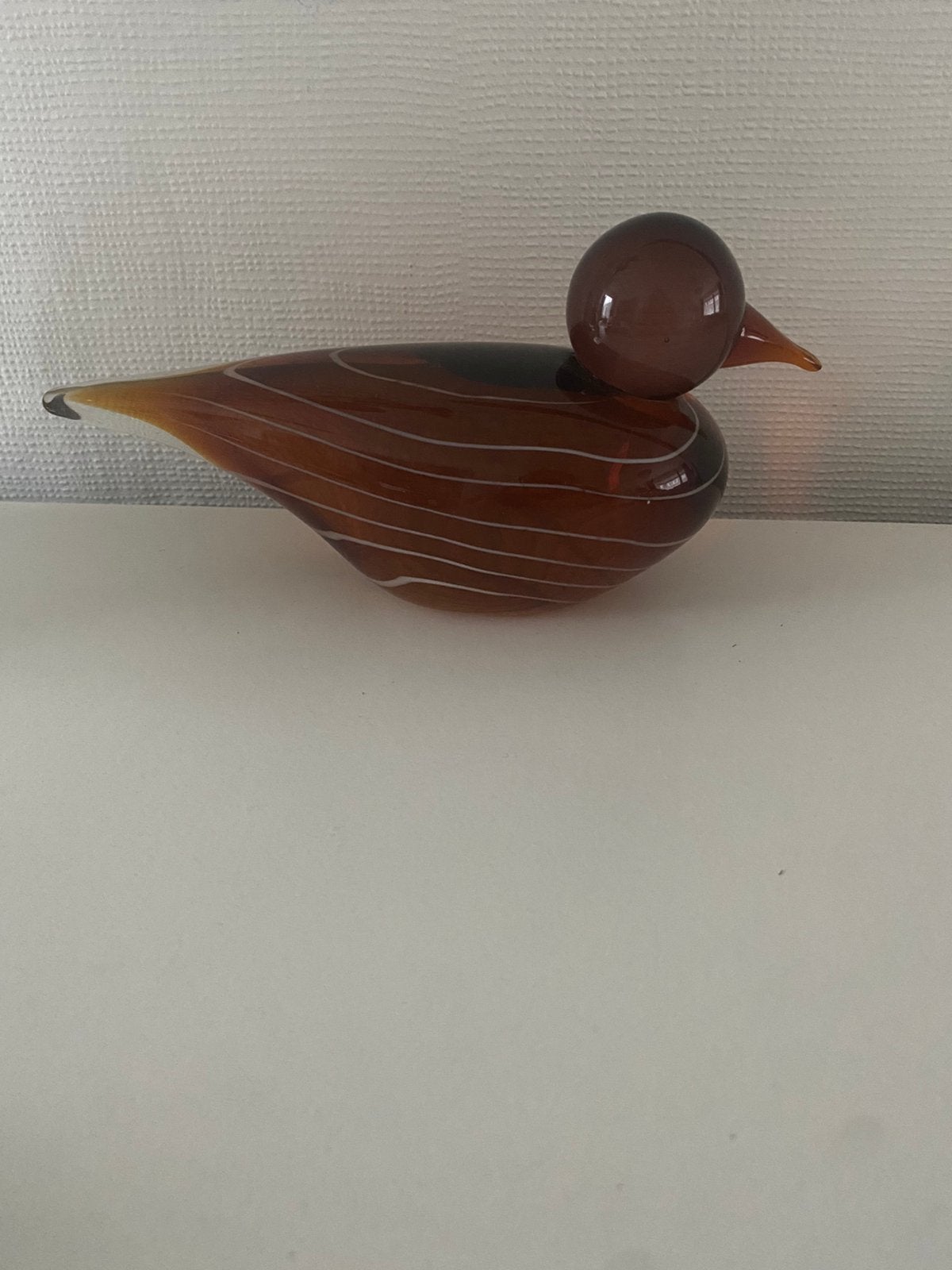 . Glazen eend, warme bruin met witte strepen, decoratief, Mannelijk