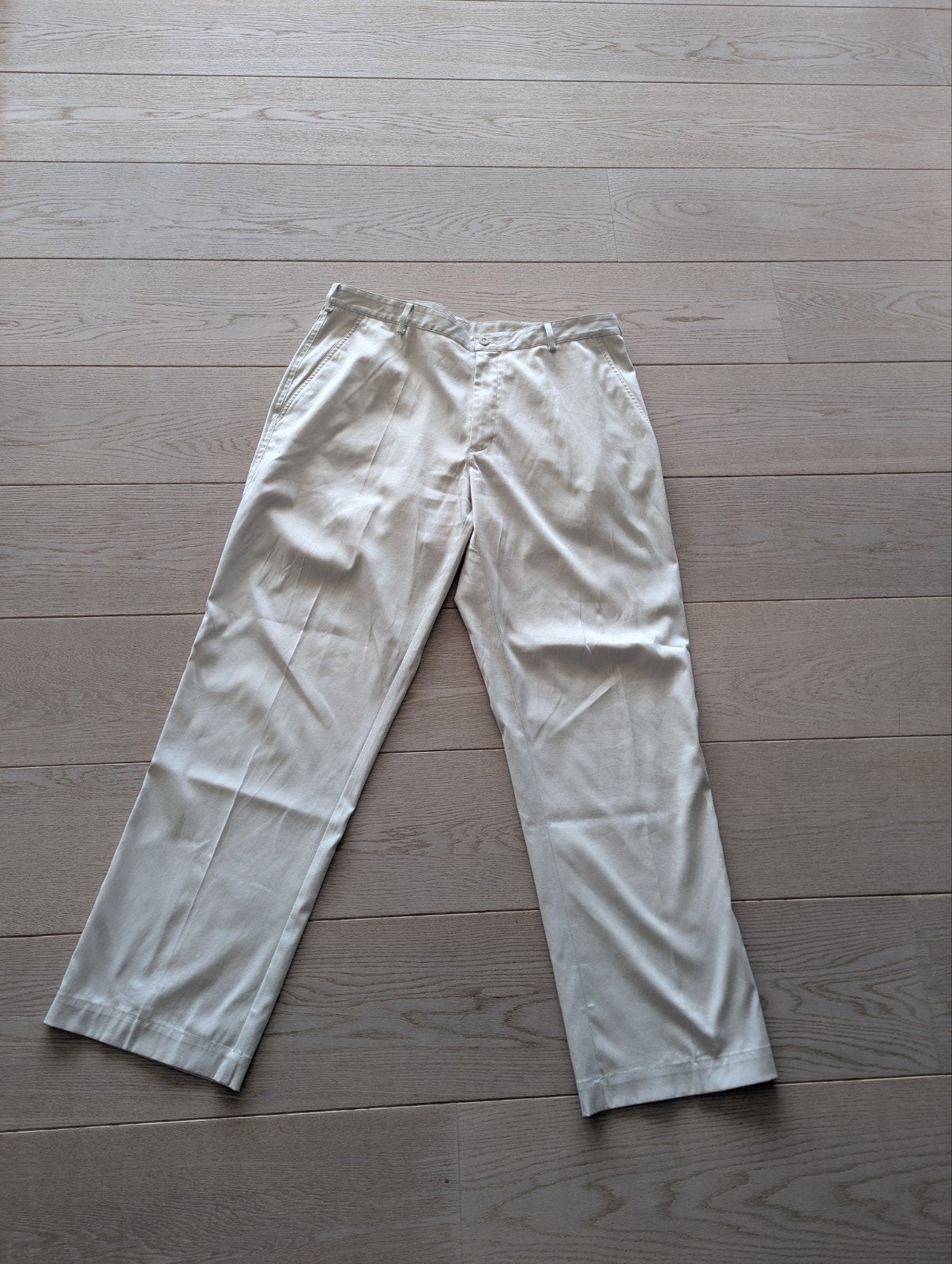Nike golfbroek beige., Sport en Fitness, Golf, Ophalen of Verzenden, Zo goed als nieuw, Kleding