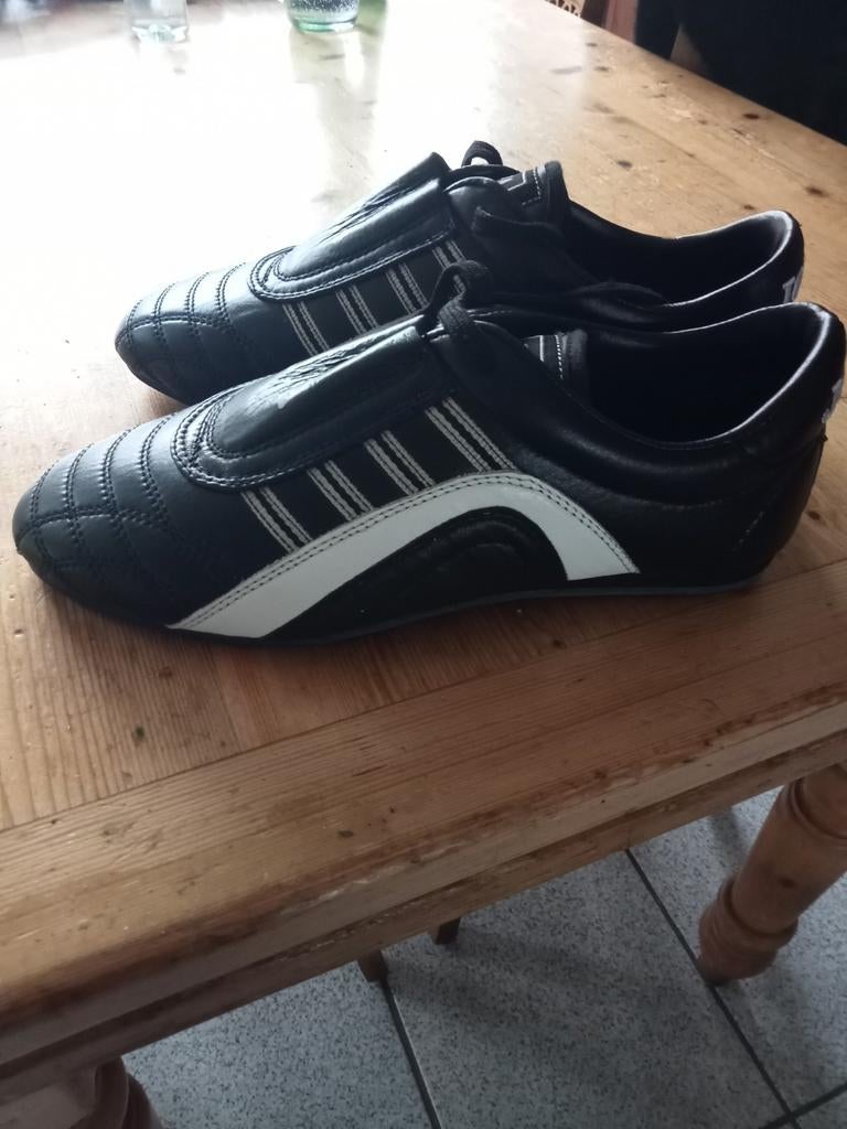 Joya indoor sportschoenen Zwart/Wit, Maat L, Ophalen of Verzenden, Overige, Vechtsportschoenen
