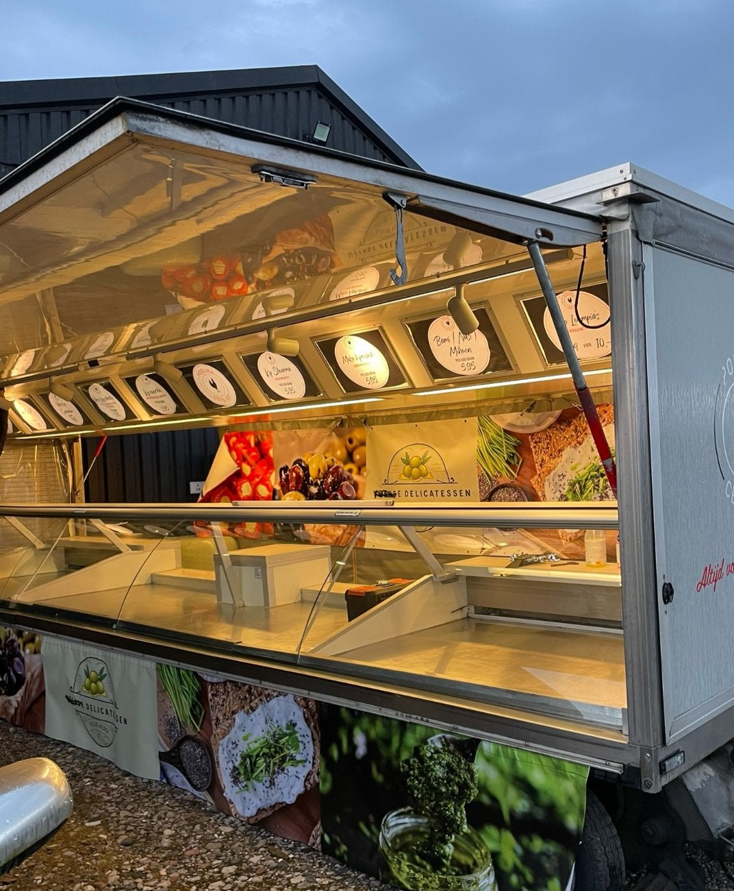 VINKO VK 25 SZ marktwagen met koeling, Ophalen