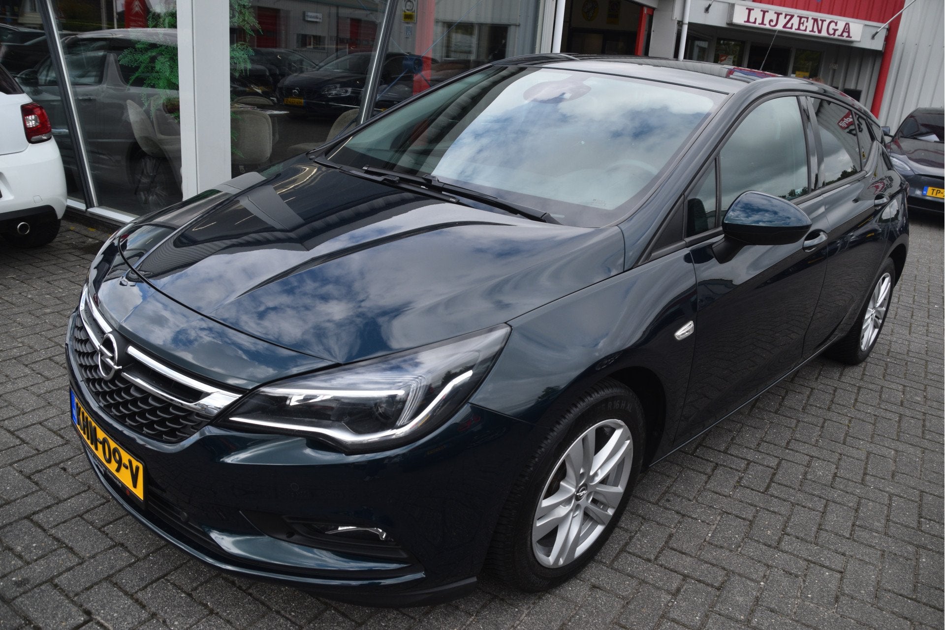 Opel Astra 1.0 Innovation Carplay | Camera | LMV | LED | Cli, Auto's, Stof, Gebruikt, Met garantie (alle), 610 kg