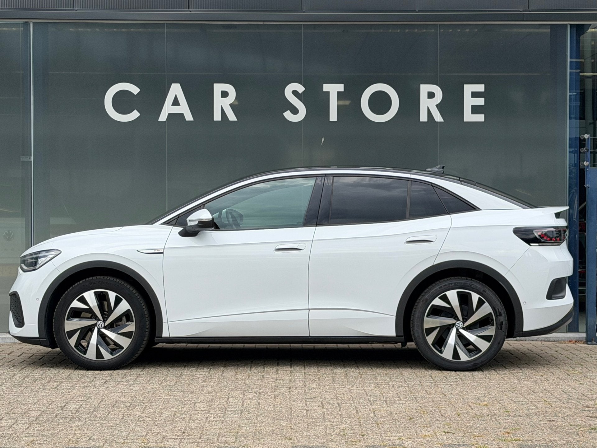Volkswagen ID.5 Pro 77 kWh SOH 93.77%Dealer onderhouden/Eers, Automaat, Dealer onderhouden, Achterwielaandrijving, Zwart