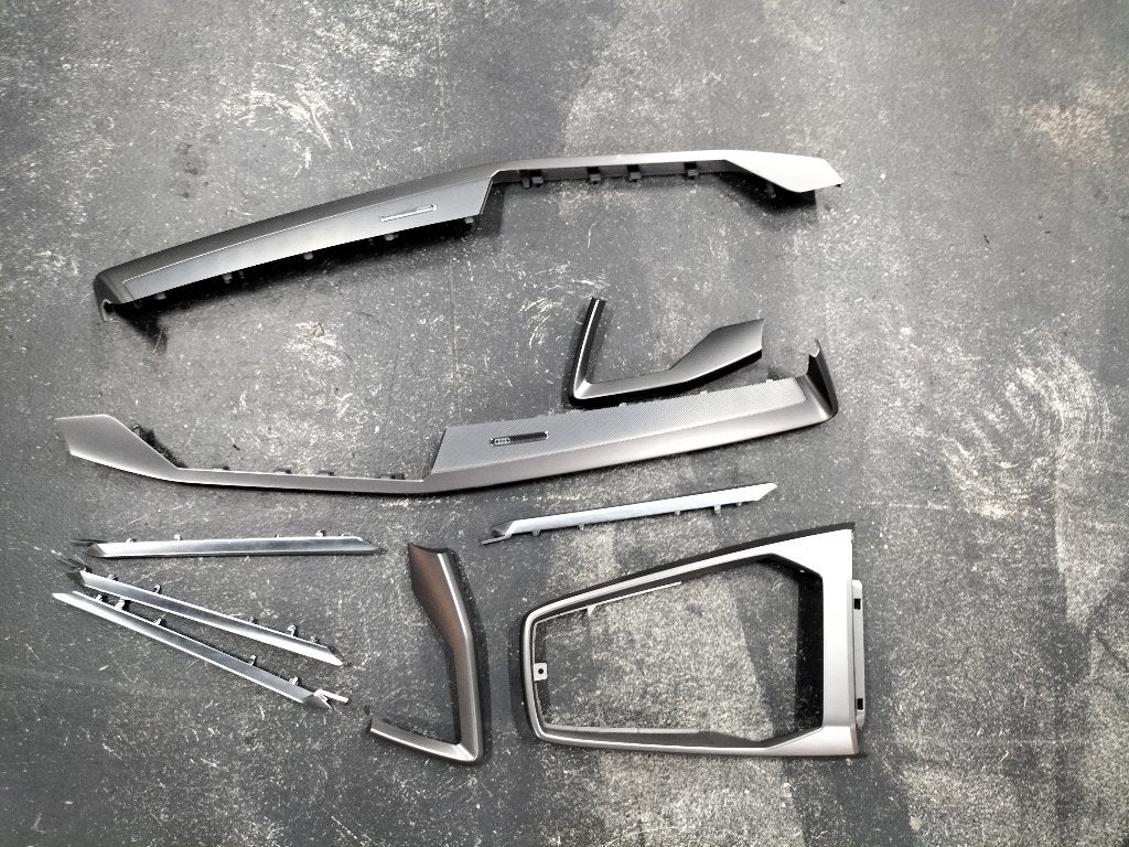 Originele Audi Q8 (4M) Interieur Sierlijsten Dashboard Set, Auto-Union-Straße 1, 85057 Ingolstadt, Germany, Nieuw, Kundenbetreuung@audi.de