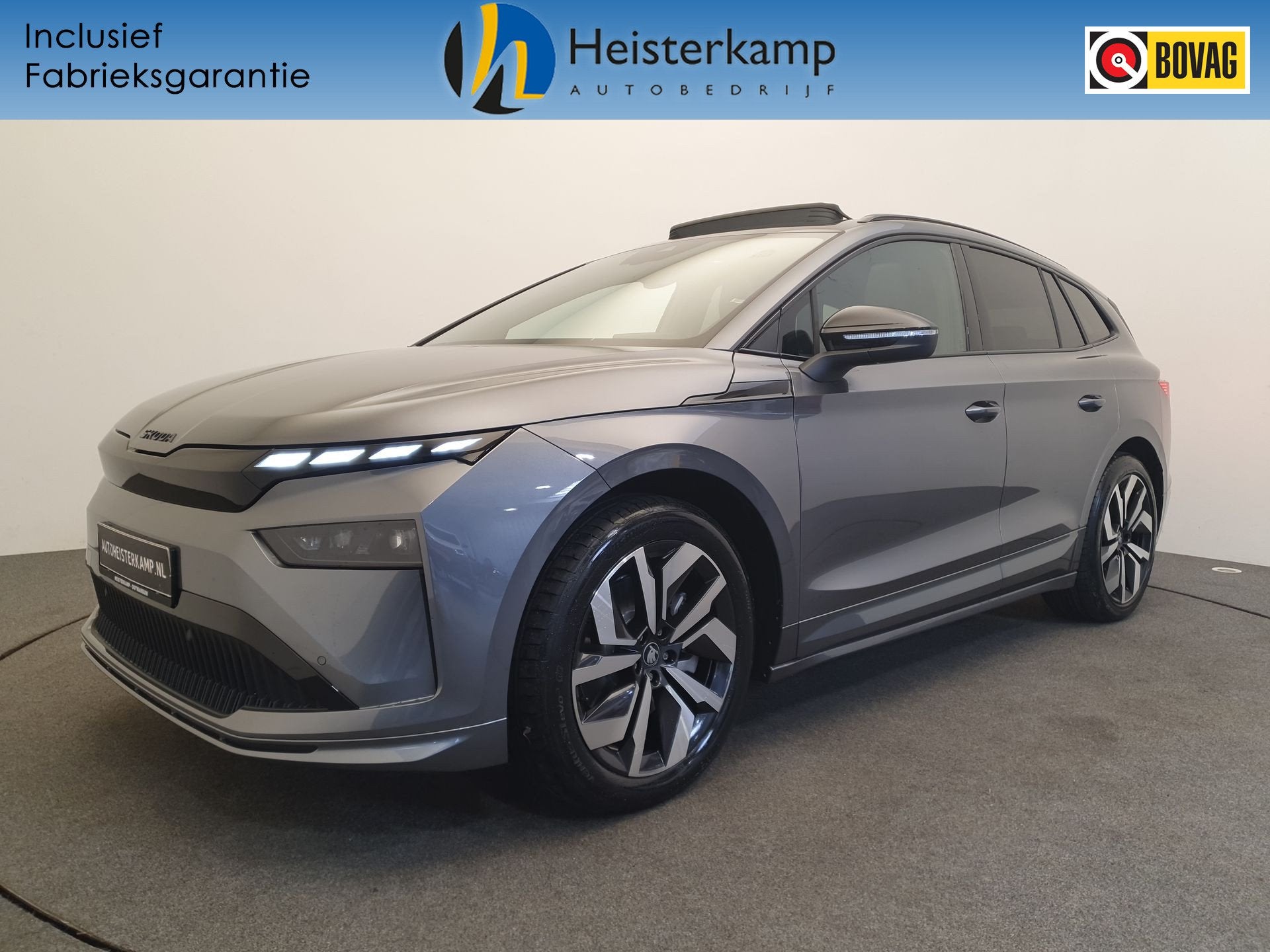 Skoda Enyaq 85 Sportline 82 kWh 286pk Wegklapbare trekhaak,, Auto's, Skoda, Automaat, Achterwielaandrijving, Zwart, Alcantara