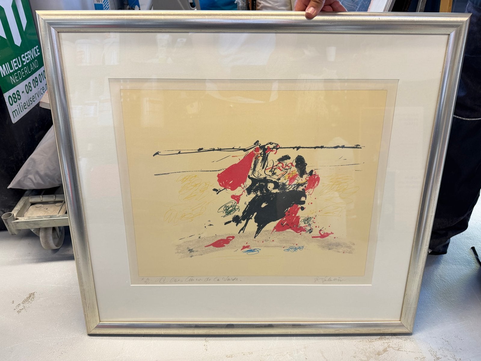 Abstracte stierenvechter print, gesigneerd en ingelijst, Abstract, Ophalen of Verzenden, Gesigneerd, Print