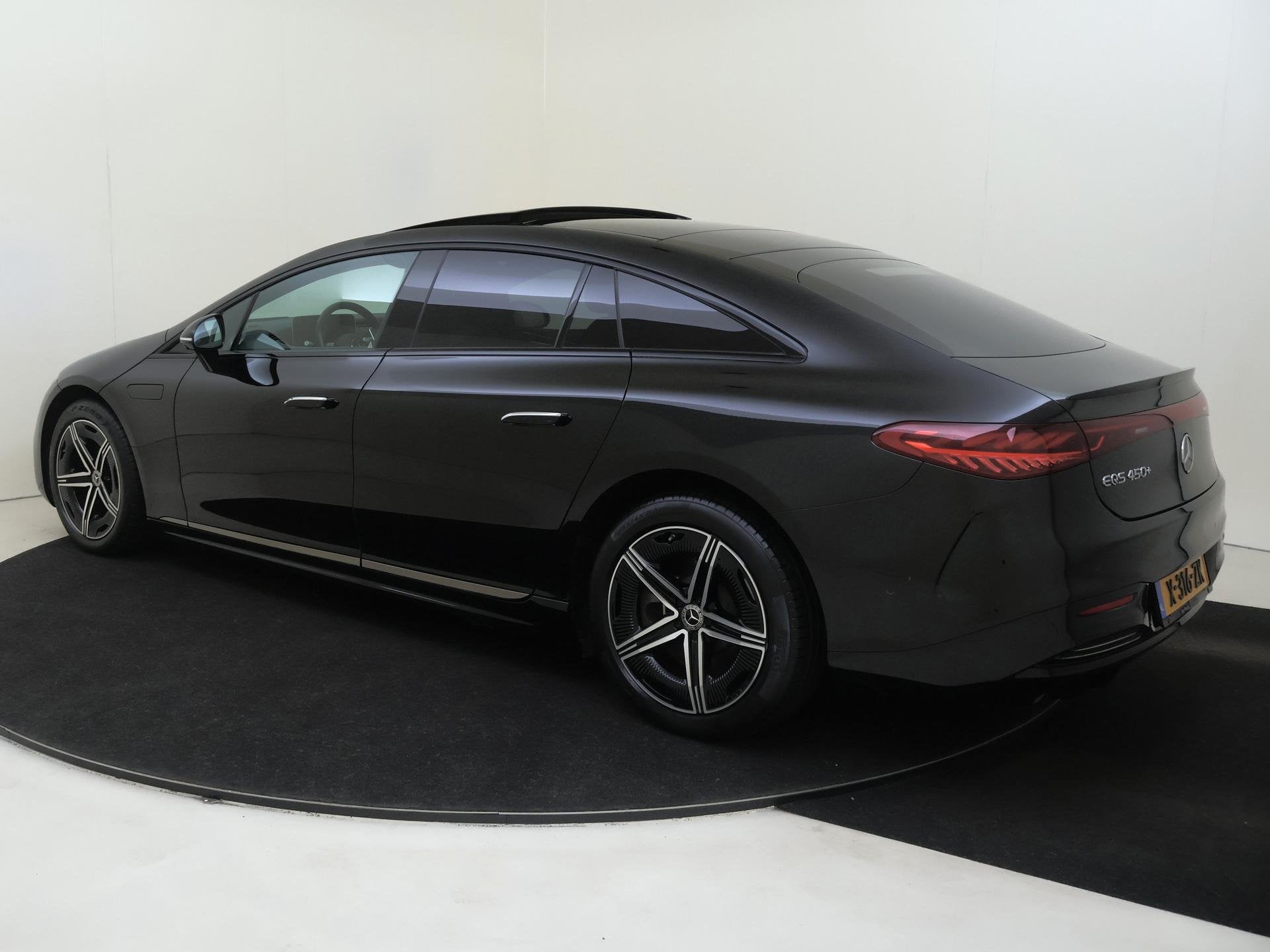 Mercedes-Benz EQS 450+ AMG Line 108 kWh / Panaromadak / Luch, Auto's, Automaat, Gebruikt, 124 €/maand, Zwart
