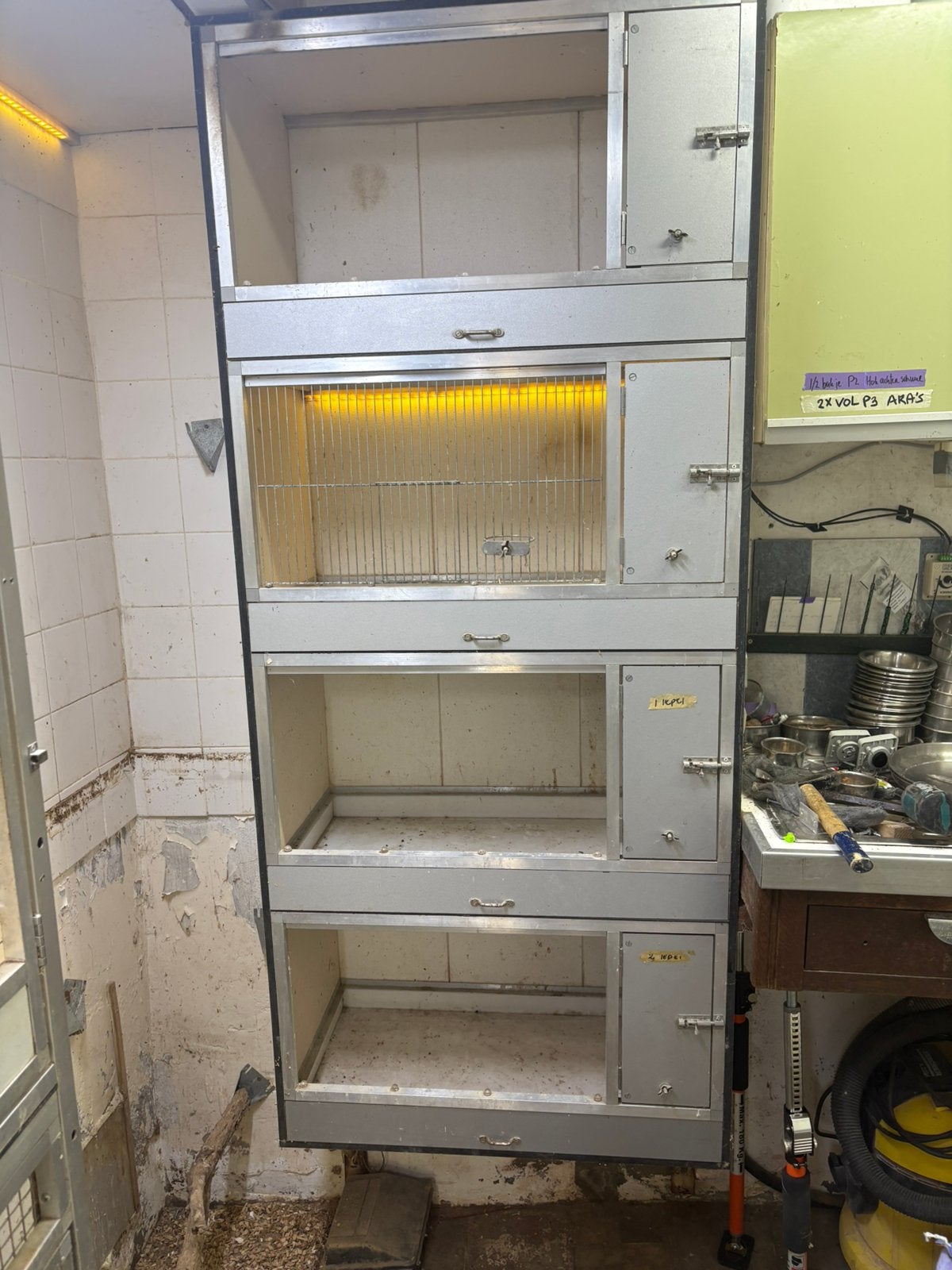 Broedkooien, Ophalen, Gebruikt, Overige materialen, Broedkooi of Kweekkooi