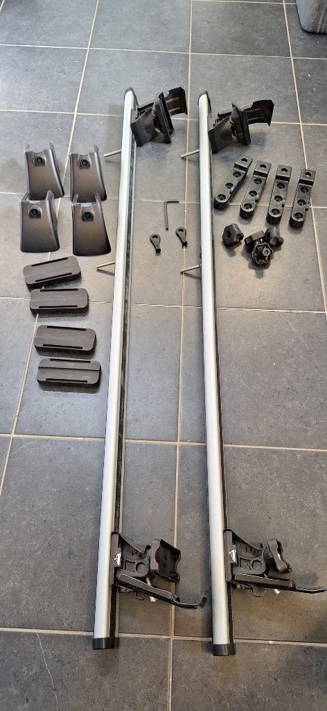 Farad dakdragers voor BMW E61 (Touring) zonder dakrails, Auto diversen, Ophalen, Gebruikt