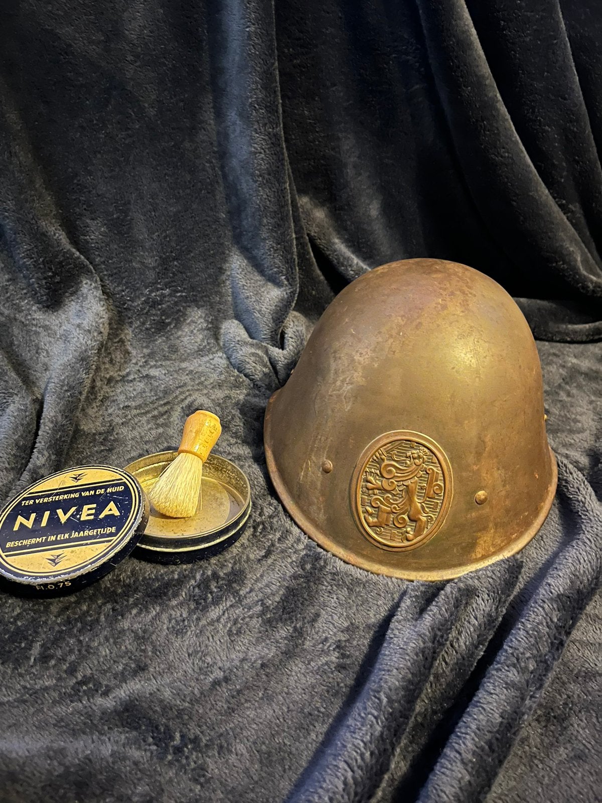 Nederlandse helm, Verzamelen, Militaria | Tweede Wereldoorlog, Ophalen of Verzenden, Nederland, Helm of Baret