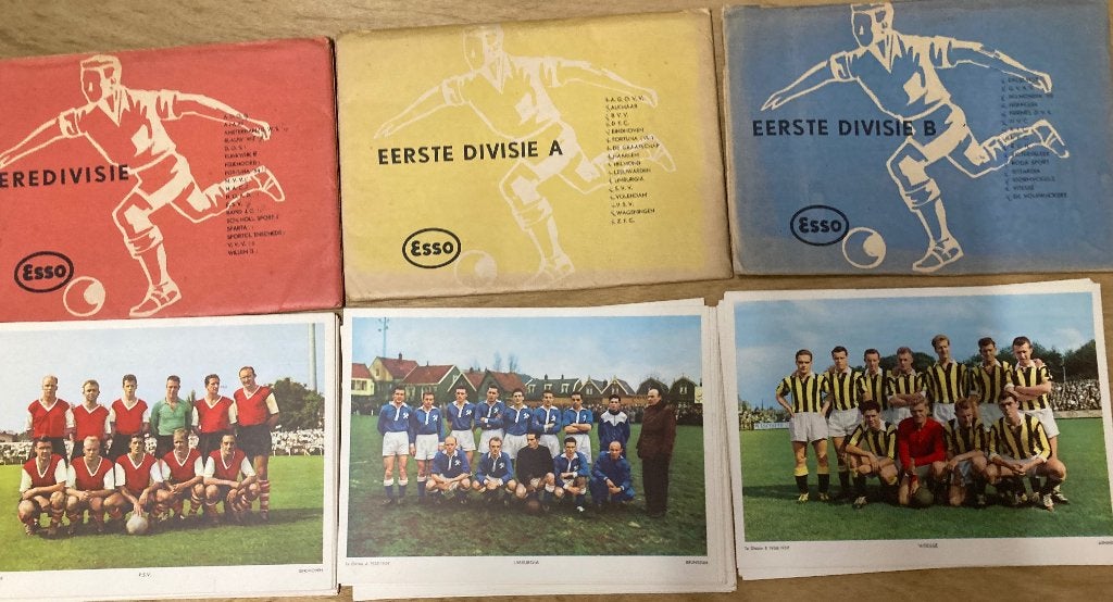 ESSO VOETBALELFTALLEN PLATEN, Ophalen of Verzenden, Gebruikt, Poster, Plaatje of Sticker