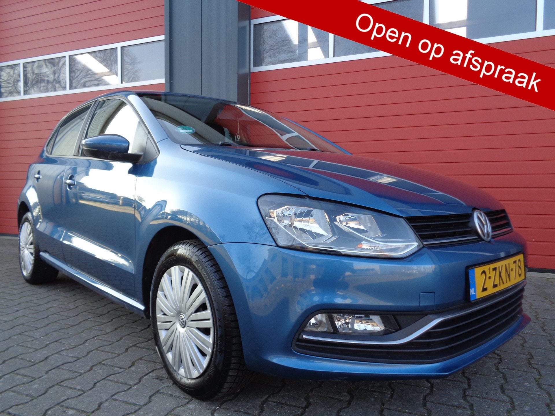 Volkswagen Polo 1.2 TSI Comfortline,5drs,Airco,Cruise,Navi!, Euro 6, 4 cilinders, Blauw, Start-stop-systeem