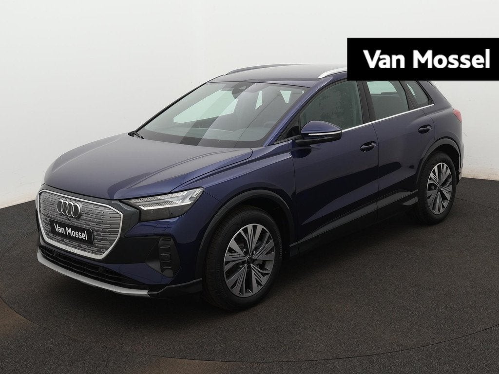 Audi Q4 e-tron 40 Advanced edition 82 kWh 204 PK | Apple Car, Auto's, Audi, 12 maanden, Gebruikt, Zwart, Blauw