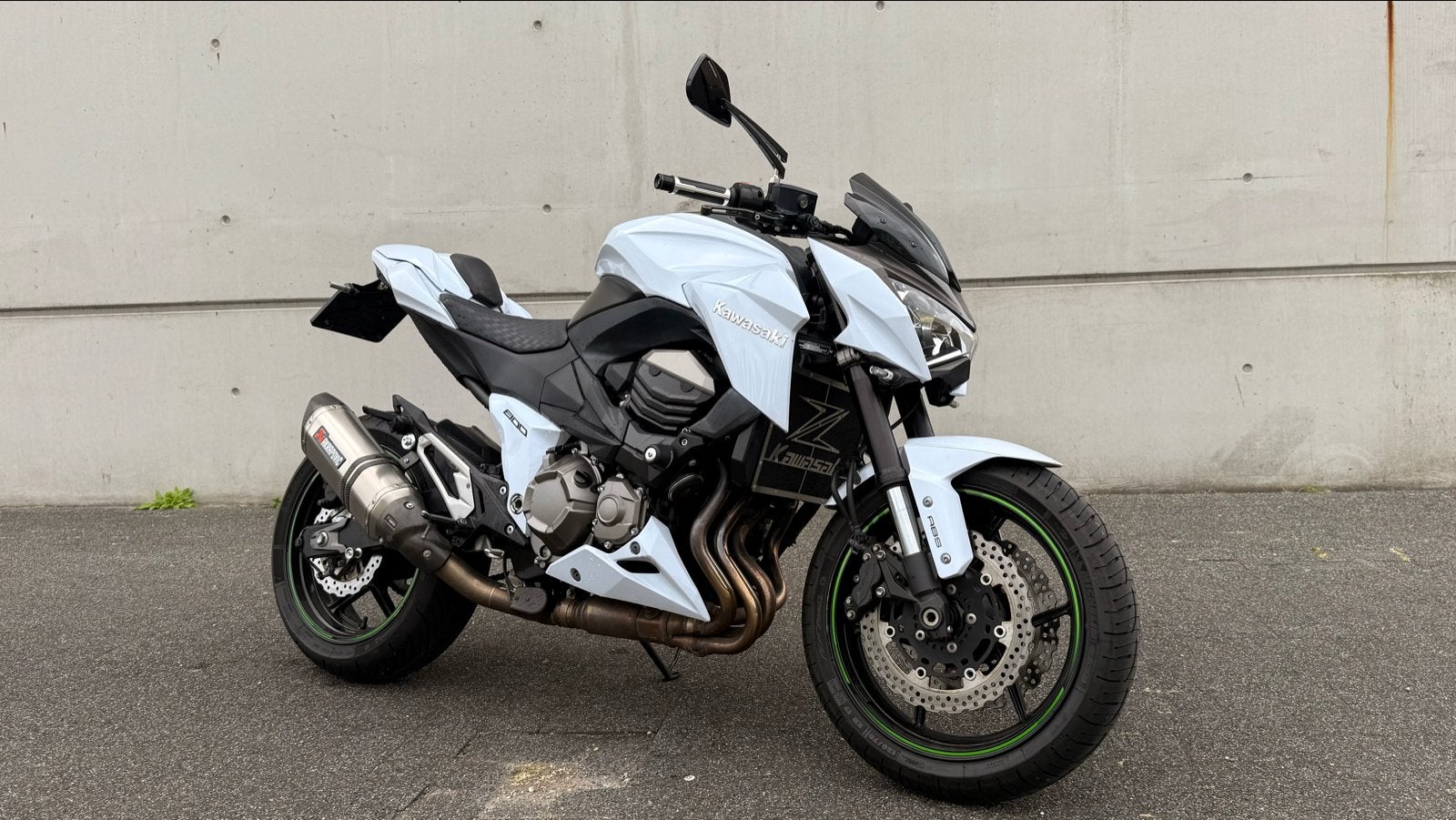 Kawasaki Z800 ABS Performance Edition 2015 - Metallic Wit, Motoren, Motoren | Kawasaki, 4 cilinders, Motorrijbewijs A, 800 cc