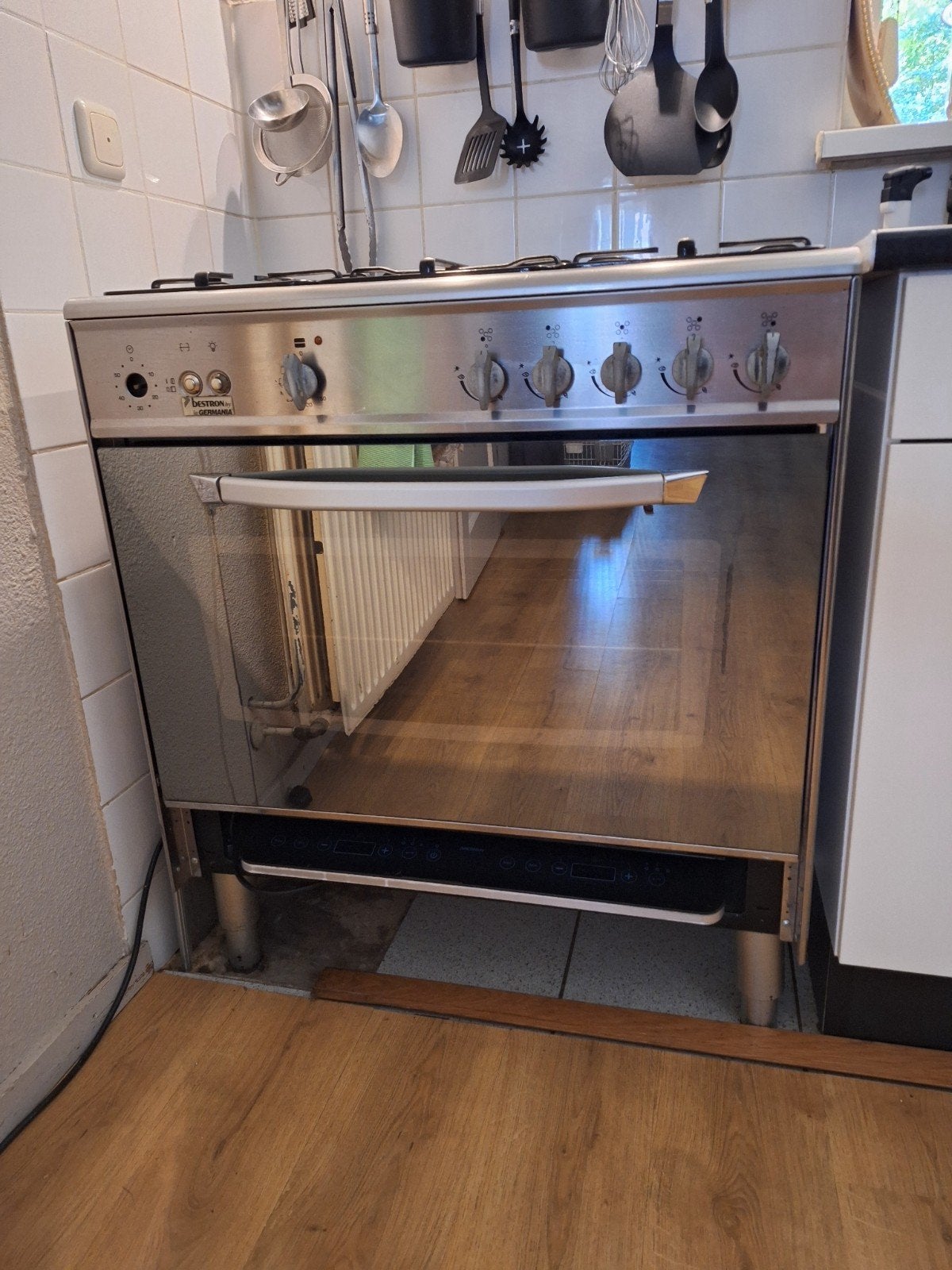 Gasfornuis 80x50 met oven, Witgoed en Apparatuur, Fornuizen, Ophalen, Gebruikt, 60 cm of meer, 4 kookzones