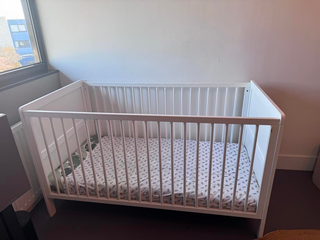 Mooi kinderbed met matras 144x75x80, Ophalen of Verzenden, Gebruikt, Ledikant