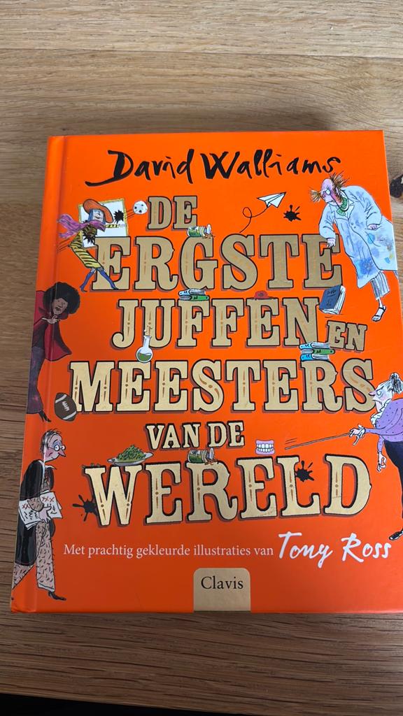 David Walliams - De ergste juffen en meesters van de wereld, Ophalen, Zo goed als nieuw, David Walliams; Tony Ross