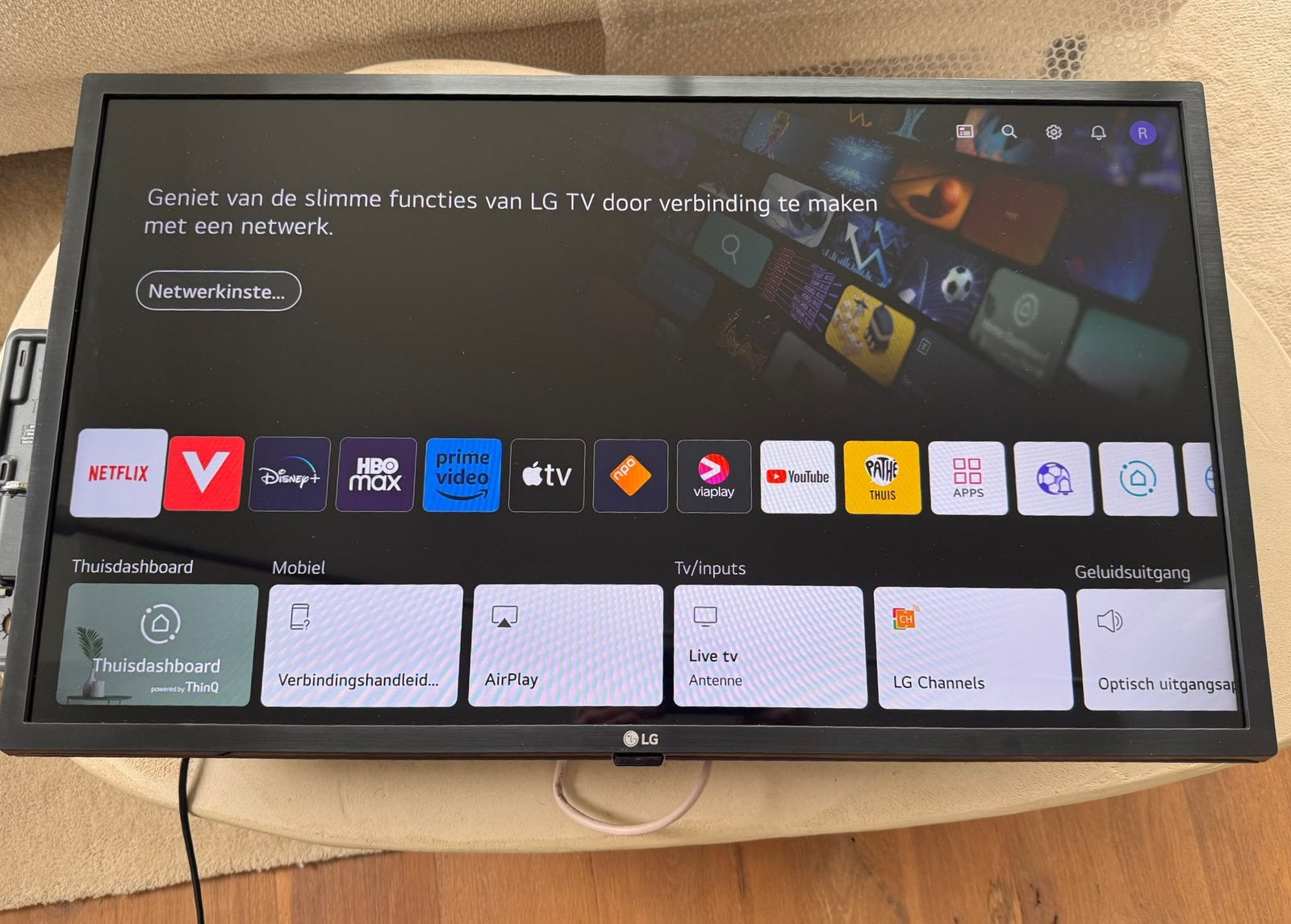 LG Smart TV 32” Full HD incl. Muurbeugel, Ophalen, Zo goed als nieuw, 50 Hz, LG