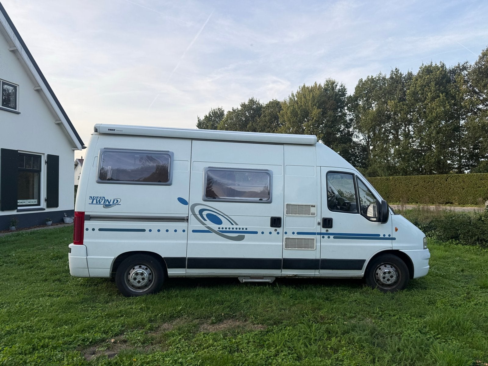 Adria Twin Buscamper - Compact en Compleet, Caravans en Kamperen, Ringverwarming, Fiat, Boiler, Adria
