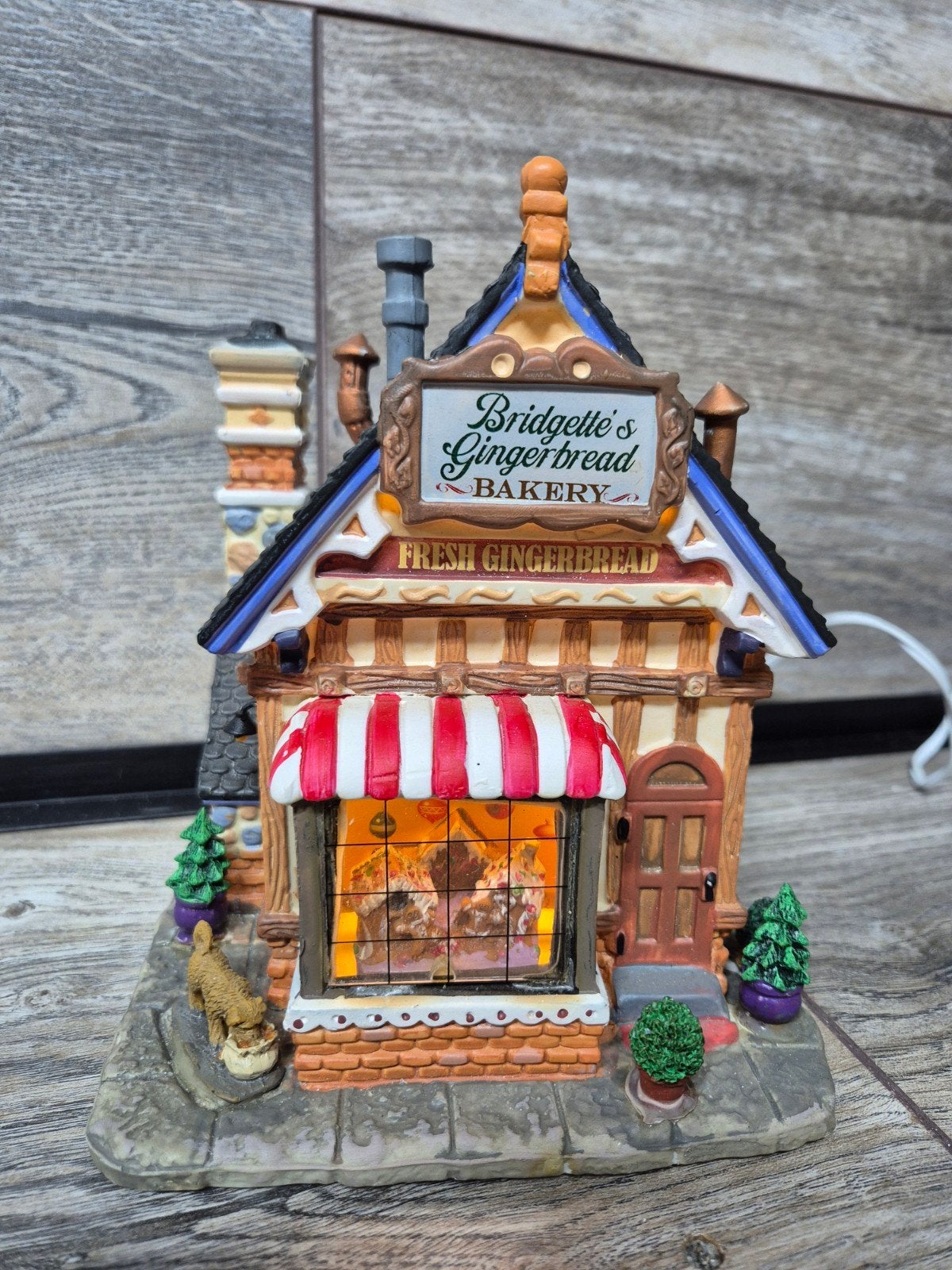 Lemax gingerbread bakery verlicht kerstdorp kersthuisjes, Ophalen of Verzenden, Zo goed als nieuw