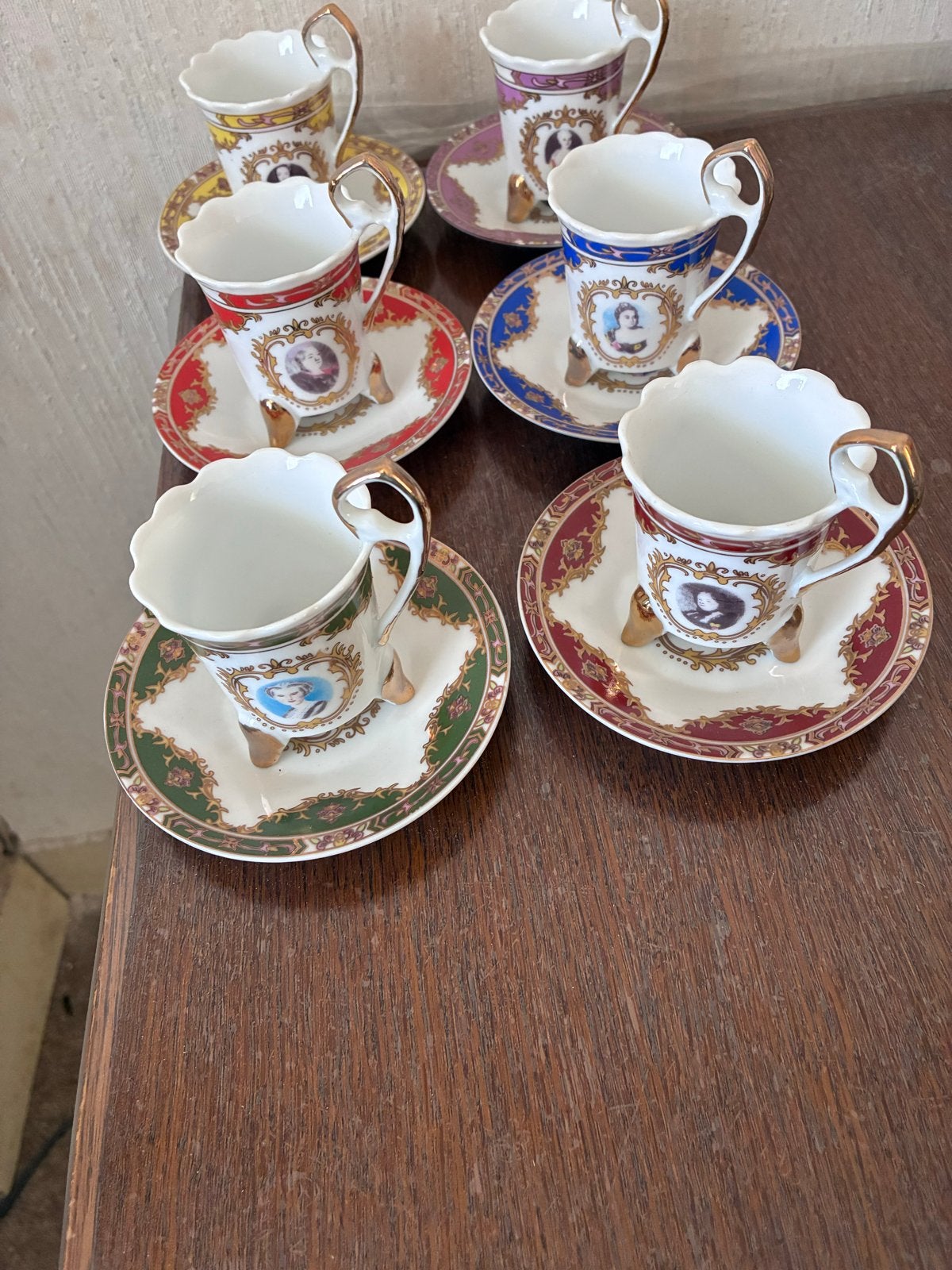 Set van 6 antieke porseleinen espresso kopjes met schotels, Ophalen