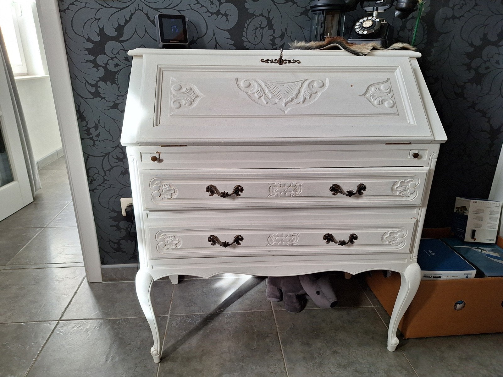 Antiek wit secretaire bureau met lades, Ophalen