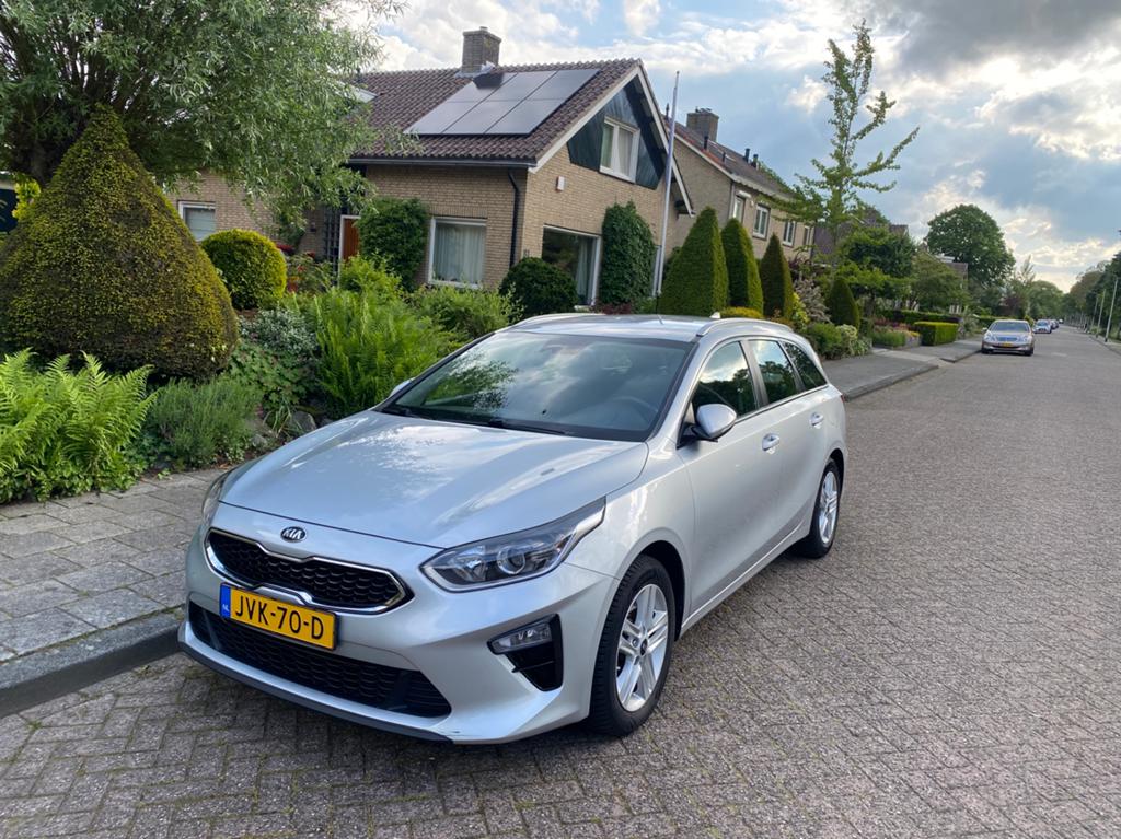 Kia Ceed SW 1.6 Crdi 115pk AUT 2019 Grijs dealer onderhouden, Auto's, Kia, Stof, 115 pk, Particulier, 1500 kg