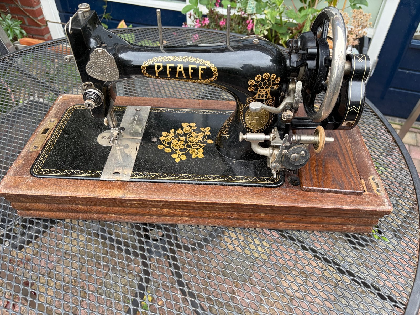 Antieke Pfaff naaimachine uit 1937- Handbediend, Antiek en Kunst, Ophalen