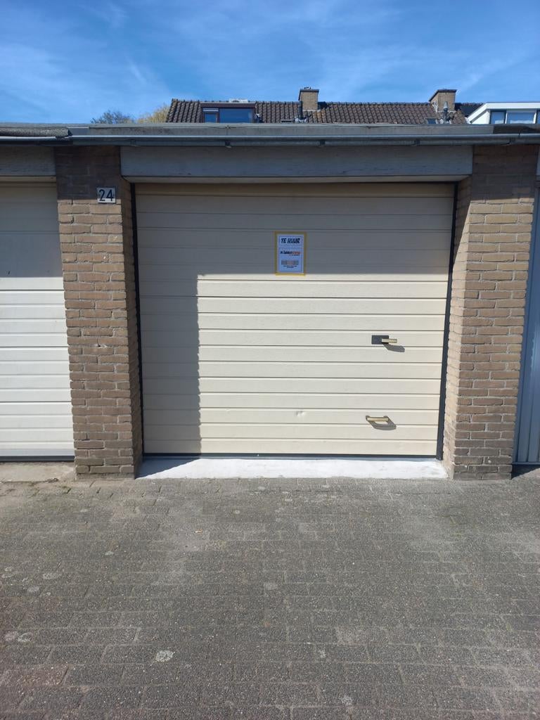 Te huur garagebox Paddewei Barendrecht
