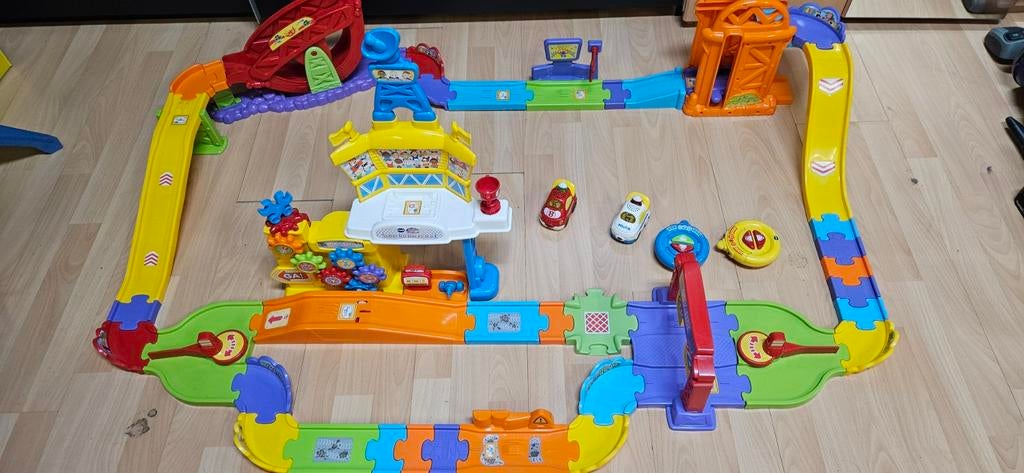 VTech Toet Toet Auto's - Super RC Racecircuit met 2 auto's, Ophalen of Verzenden, Zo goed als nieuw, 2 tot 4 jaar
